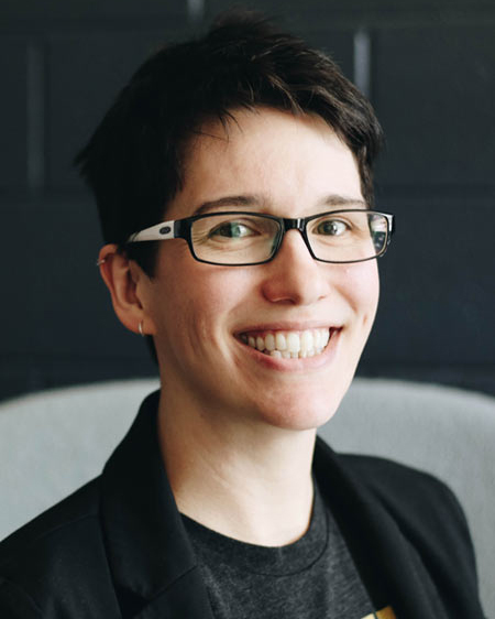 Lindsay Tan headshot