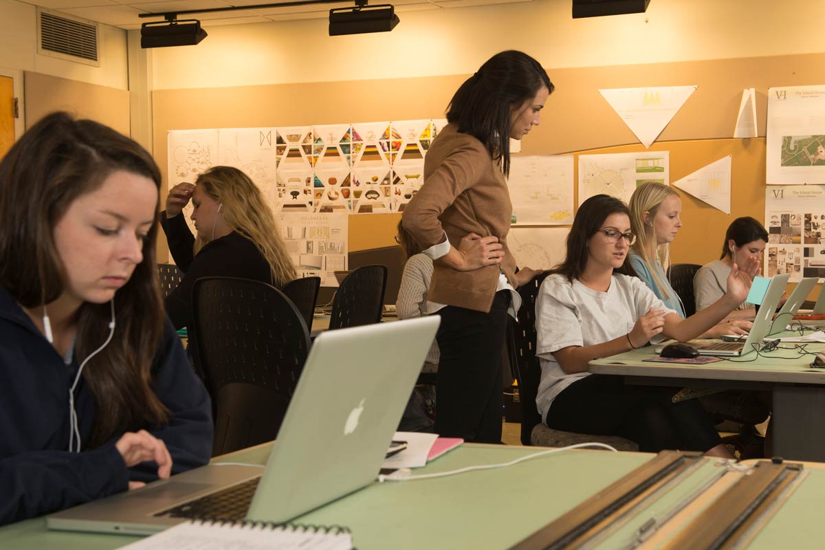 Melanie Duffey in her senior studio class.